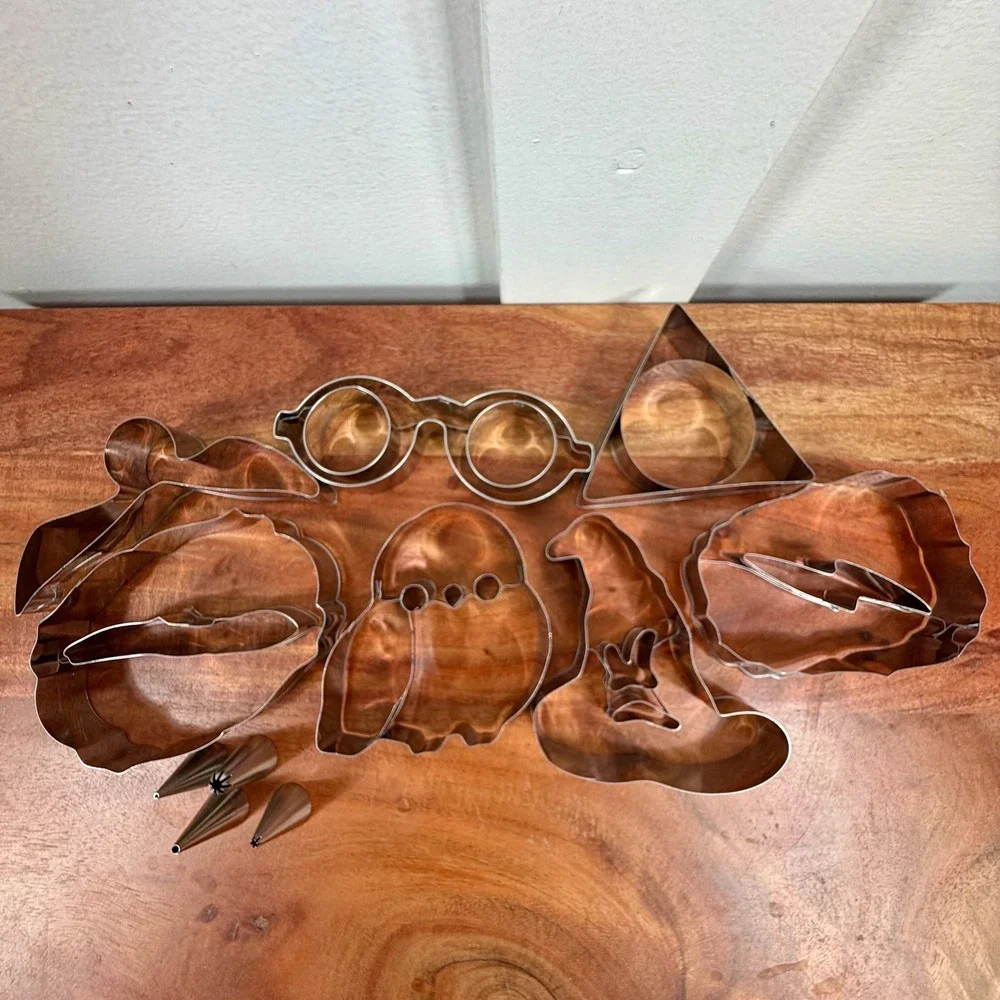 Harry Potter Themed Cookie Cutter Set With Piping Tips